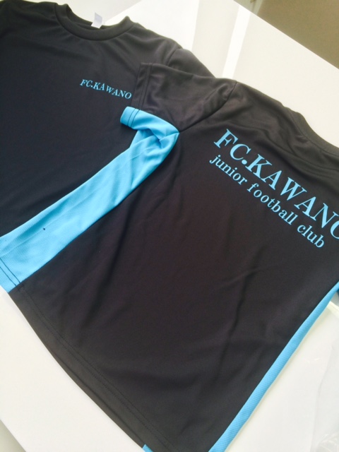 サッカークラブTシャツ"
