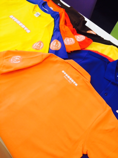 ギフトスタッフTシャツ