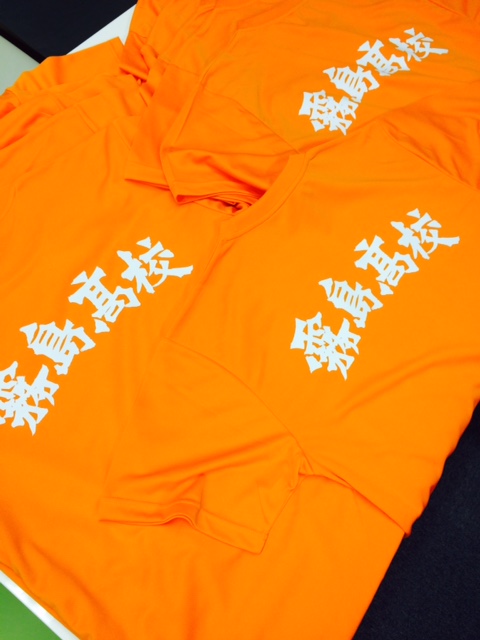 学校Tシャツ